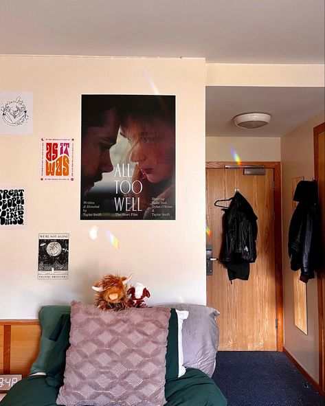 All Too Well Poster, All Too Well Short Film, Phoebe Bridgers Poster, Posters Dorm, Aesthetic Harry Styles, Taylor Swift All Too Well, Dorm Aesthetic, Dorm Inspo, Phoebe Bridgers