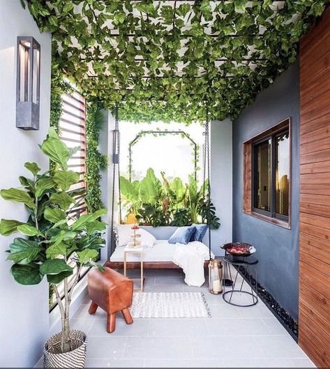 Indoor Plant Wall, Porch Ceiling, Hanging Plant Wall, Hanging Plants Indoor, Ceiling Hanging, Balcony Design, Ceiling Decor, Design Living Room, Balcony Decor