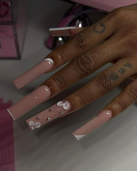 Luxury Long Nails, Acrylic Xl Nails, Nail Ideas Xl Square, Long Simple Acrylic Nails Square, Simple Xl Nails, Simple Long Acrylic Nail Designs, Long Nail Designs Glitter, Long Nails Square Design, Xl Acrylic Nails Square