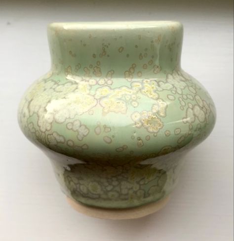 Terracolor Glazes, Crystal Glaze, Ceramic Animals, Green Crystal, Pastel Green, Green Crystals, Ceramic Vase, Glaze, Vase