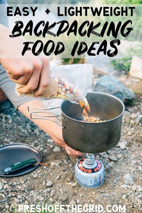 The Best Backpacking Food Ideas - Backpacking Breakfasts, Backpacking Lunch, Backpacking Dinners - we show you our favorite picks from our time on the trail! Backpacking Lunch, Lightweight Backpacking Food, Best Backpacking Food, Hiking Lunch, Backpacking Breakfast, Backpacking Food Ideas, Camping Sauvage, Hiking Food, Kayak Camping