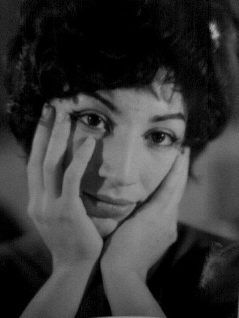 Forough Farrokhzad was one of the best female poets in modern times. Forough Farrokhzad, Persian People, Persian Women, Female Poets, Iran Pictures, Vintage Postcards Travel, Color Drawing Art, Picture Writing Prompts, Female Dancers