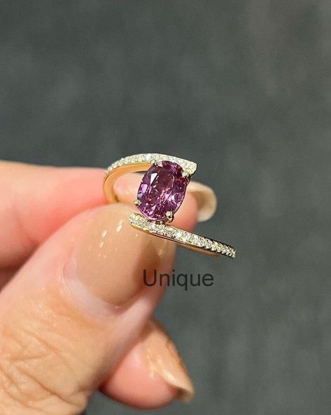 Purple Diamond Ring Gold, Silver Ring Designs For Girl, Purple Engagement Ring, Purple Engagement Rings, Lavender Ring, Xmas Jewelry, Lavender Sapphire, Purple Stone Ring, Purple Sapphire Ring