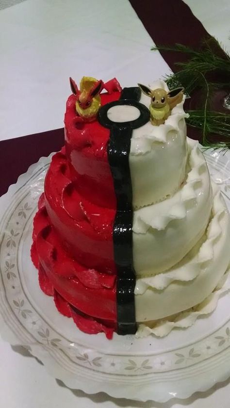 Pokemon Wedding, Pokeball Cake, Flareon Pokemon, Gamer Wedding, Nerd Wedding, Geeky Wedding, Nerdy Wedding, Weddings Idea, Anime Wedding