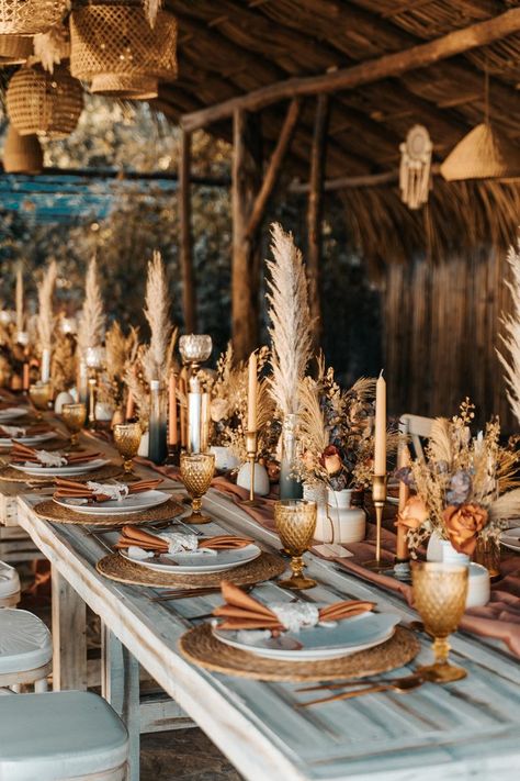 Bohemian Luxe Wedding, Unique Wedding Catering, Rustic Table Set Up, Rustic Boho Wedding Ceremony, Boho Wood Wedding, Boho Chic Table Decor, Bohemian Beach Wedding Decorations, Bohemian Chic Wedding Decor, Wedding Styles Themes Rustic