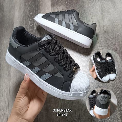 🔥Adidas Super Star 🛵 Domicilios en Medellín y Envíos a toda Colombia Pedidos al WhatsApp: 3192633682 Super Star Adidas, Adidas Super Star, Adidas Super, All Nike Shoes, Swag Shoes, Super Star, Trendy Clothing, Shorts Women, Denim Shorts Women