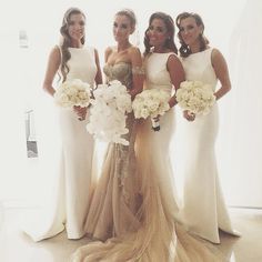 @westafricana Pretty Bridesmaid Dresses, Dressed In White, Wedding Party Bridesmaid, Mermaid Bridesmaid, White Bridesmaid, White Mermaid, White Bridesmaid Dresses, Mermaid Bridesmaid Dresses, Cheap Bridesmaid