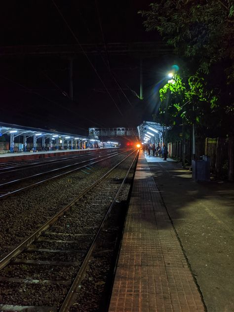 white and brown train station photo – Free Ottapalam Image on Unsplash Railway Station Night, Instagram Food Pictures, Station Photo, India Images, Instagram Words, Cute Fall Wallpaper, Night Train, Train Photography, Insta Profile Pic