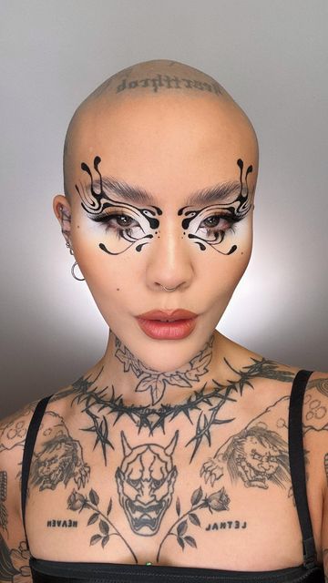 Meicrosoft Instagram Makeup, Bug Inspired Makeup, Butterfly Graphic Liner, Pop Makeup Looks, Meicrosoft Makeup Look, Meicrosoft Makeup Looks, Mei Pang Makeup, Mei Makeup, Makeup Art Face Inspiration