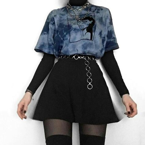 Mode Emo, E Girl Outfits, Mode Grunge, Emo Outfits, Alt Fashion, Grunge Goth, Swaggy Outfits, Gothic Outfits, Goth Outfits