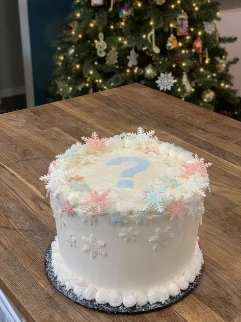 Gender Reveal Party Winter Theme, White Christmas Gender Reveal, Gender Christmas Reveal, Gender Reveal Christmas Cake, Cold Gender Reveal Ideas, Gender Reveal Theme Winter, Winter Wonderland Gender Reveal Cake, Christmas Gender Reveal To Family, Gender Reveal Snowflake Theme