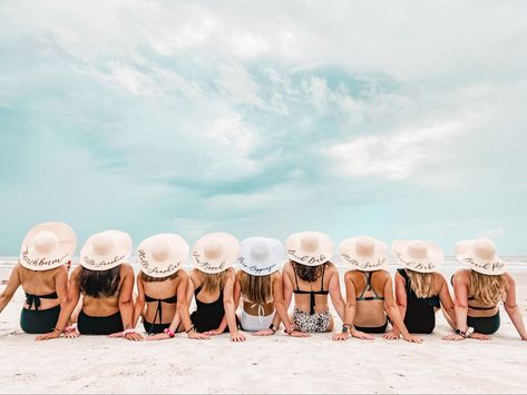 Bridal Party Bachelorette, Bachelorette Party Photo, Bachelorette Inspo, Bachelorette Beach, Beach Bash, Pink Bachelorette, Themed Bachelorette, Beach Inspo, Beach Bachelorette