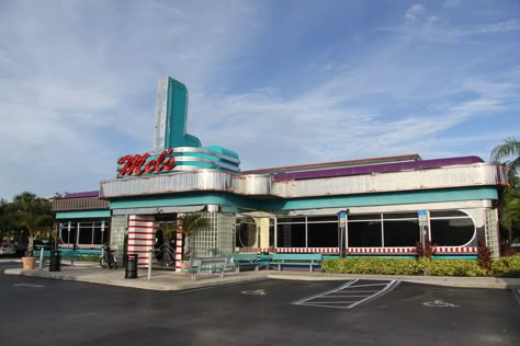 Retro Dinner Exterior, Retro Restaurant Exterior, 1950s Diner Exterior, 60s Diner Exterior, 50s Diner Exterior, 60s Buildings, American Diner Exterior, 1950s Buildings, Retro Diner Exterior