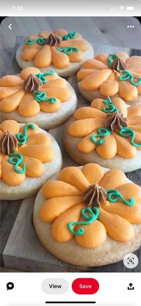 Fall Decorated Cookies, Halloween Sugar Cookies, Oakville Ontario, Thanksgiving Cookies, Halloween Baking, Sugar Cookie Designs, The Sweetest Thing, Fall Cookies, Toronto Life