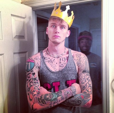 Machine Gun Kelly them eyes doe lol don't he look like a buff blue eyed king ;3 Colson Baker, Last Fm, Latest Music, Tattoos, For Sale