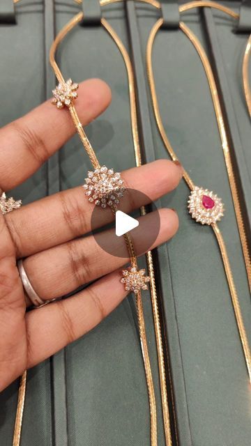 Sujee'z Vlogs on Instagram: "Diamond thali mogapu chain 🤩@pothysswarnamahal" Thali Chains With Side Pendant, Chains With Diamonds, Thali Chain With Side Pendants, Diamond Mugappu Thali Chain Designs, Diamond Mogappu Thali Chain, Mugapu Thali Chain Latest, Thali Chain Designs Gold Latest Simple, Mangalsutra Chain Designs Gold Modern, Diamond Thali Chain Designs