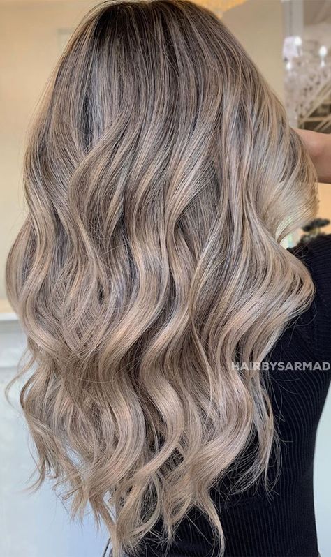 Beige Tone This is the best beige tone I have seen in a long time. This gorgeous hair features long with loose curl in... Best Hair Color Ideas, The Best Hair Color, Beige Blonde Hair, Ash Blonde Hair Colour, Beige Hair, Kadeřnické Trendy, Ash Hair Color, Best Hair Color, Dyed Blonde Hair