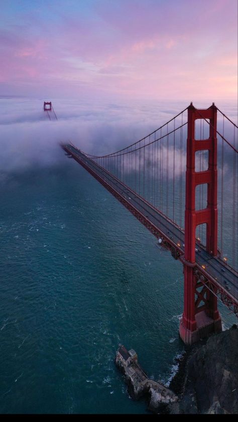 Golden Gate Bridge Wallpaper, Bedroom Wallpaper Aesthetic, Bedroom Wallpapers, December Aesthetic, Coffee Poster Design, City Life Aesthetic, Bridge Wallpaper, Usa Wallpaper, Wallpaper Store