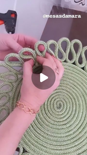 Flower Diy Crafts, Diy Flowers, Macrame, Crochet, On Instagram, Macramé