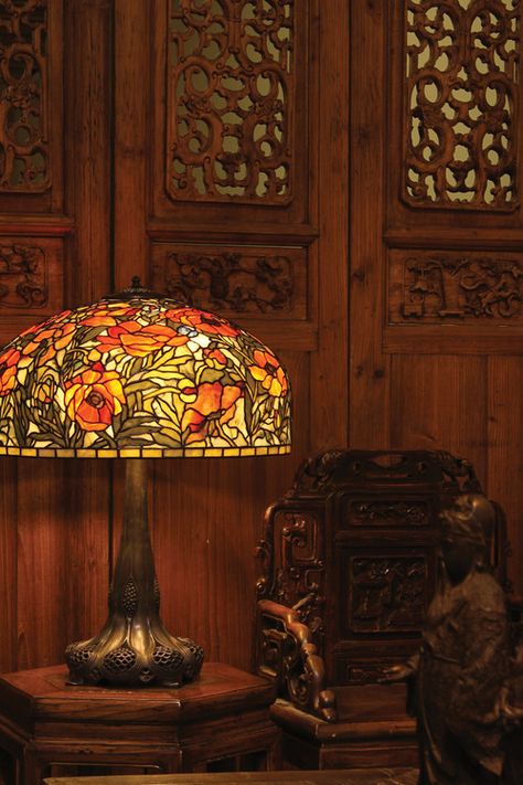 Tiffany Lamps Decor, Dragon Designs, Tiffany Floor Lamp, Tiffany Style Table Lamps, Tiffany Style Lamp, Home Decor Hacks, Vintage Tiffany, Cool Lamps, Art Deco Lamps