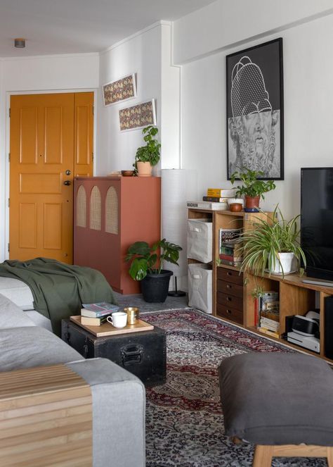 All Facts, No Cap: Gen Z vs Millennials’ Interior Design Preferences Gen Z Living Room, Millennial Interior Design, Curved Kitchen Cabinets, Hdb Living Room, Urban Home Design, Curved Kitchen, Living Room Renovation, Interior Design Singapore, Open Concept Layout