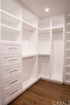 Master Closet Design, House Closet, Closet Planning, Closet Built Ins, Drawers And Shelves, Walking Closet, Dream Closet Design, Closet Design Layout, Walk In Closet Design