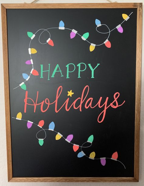 Christmas Lights Chalkboard Art, Winter Dry Erase Board Art, White Board Christmas Ideas, Christmas Black Board Ideas, Happy Holidays Chalkboard Art, Cute Christmas Chalkboard Ideas, Christmas Dry Erase Board Ideas, Winter Whiteboard Art, Christmas White Board Drawing