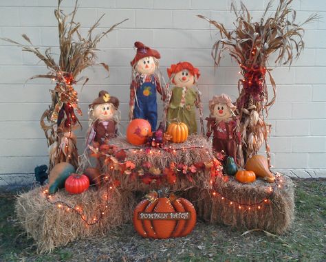 My outside decor for Fall Fall Decorations Outdoor With Hay, Outside Fall Decor With Scarecrows, Fall Yard Decorations Decorating Ideas With Hay Bales, Outdoor Fall Decor With Scarecrows, Straw Bale Fall Decor Yard, Decorating With Straw Bales For Fall, Bails Of Hay Decor Fall, Fall Displays With Hay Bales, Outside Fall Decor With Straw Bales