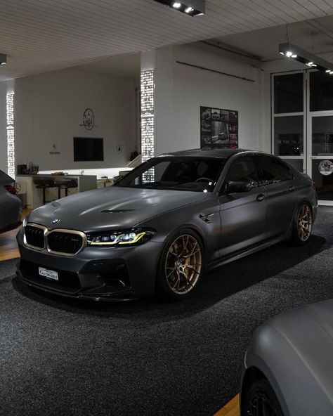 BMW M5 CS🇩🇪 BMW M5 CS🇩🇪 Bmw M5 Cs, T Max 530, Dream Cars Bmw, M Power, Bmw M Power, Bmw I, Lovely Car, Lux Cars, Car Inspiration