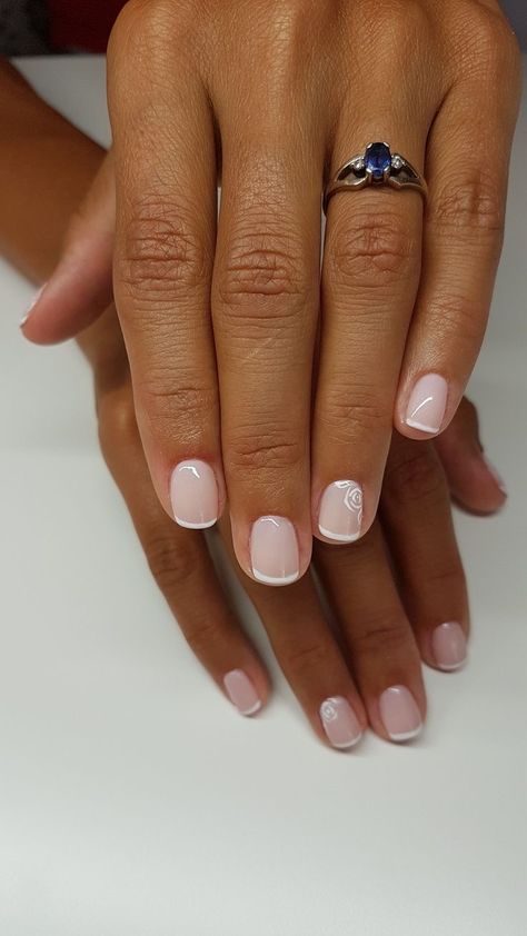 Squoval Biab Nails, Short Squoval Acrylic Nails Pink, French Manicure Short Nails, Natural Nails Manicure, Gel Toe Nails, Squoval Nails, Short Gel Nails, French Manicure Nails, Subtle Nails