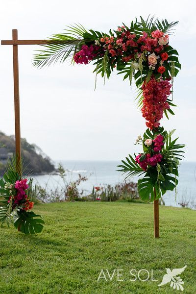 Simple Tropical Wedding Arch, Tropical Theme Wedding Decorations, Wedding Arch Tropical, Tropical Baby Shower Ideas, Tropical Theme Decor, Tropical Wedding Party, Tropical Chic Wedding, Tropical Ceremony, Tropical Arch