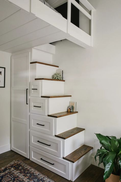 Jessica Parker Kennedy and Ronen Rubinstein House Tour Photos | Apartment Therapy Office Storage Room, Ronen Rubinstein, Asma Kat, Tiny House Stairs, Loft Office, Loft Stairs, Cabin Bed, Loft Room, Tiny House Interior