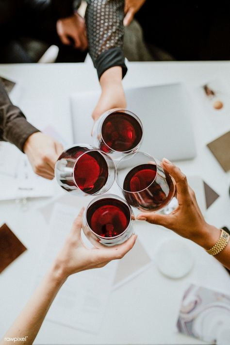 It's Friday - let's wine about it. Cheers to making it through another eventful 2021 week! We got this! #cledor #tgif #cheers #happyhour #winesday #friday #helloweekend #weekendmood #fridayfeeling #2021 #wegotthis #happyweekend #salut #losangeles #newyork #losangelesstylist #nycstylist #personalstylist #personalshopper Wine Celebration, Onehope Wine, Colored Wine Glasses, Wine Photography, Wine Display, Wine O Clock, Wine Time, Riesling, Wine And Dine