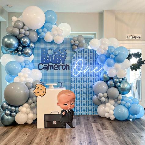 First Birthday Decorations Boy, Blue Balloon Garland, Bos Baby, Baby Birthday Party Theme, Birthday Theme Decoration, Balloons Arch, Baby Birthday Decorations, Boss Birthday