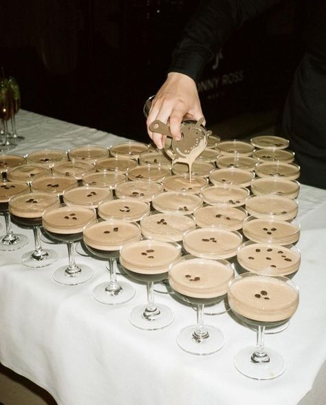 FREE Espresso Martinis at all LVR Bridal Initial Fittings booked for the month of May 🍸🤎 Grab your gals, and book your appointment now! For a limited time, we have teamed up with @blackpineappleco to offer free Espresso Martinis at your LVR initial fittings✨ BOOK NOW✨ . photo: @adamcrocker_photography Cocktail Party Ideas Decorations, Espresso Martini Party, Espresso Martini Wedding, Espresso Martini Aesthetic, Martini Aesthetic, Martini Party, Espresso Martini Recipe, Cocktail Party Decor, Espresso Martinis