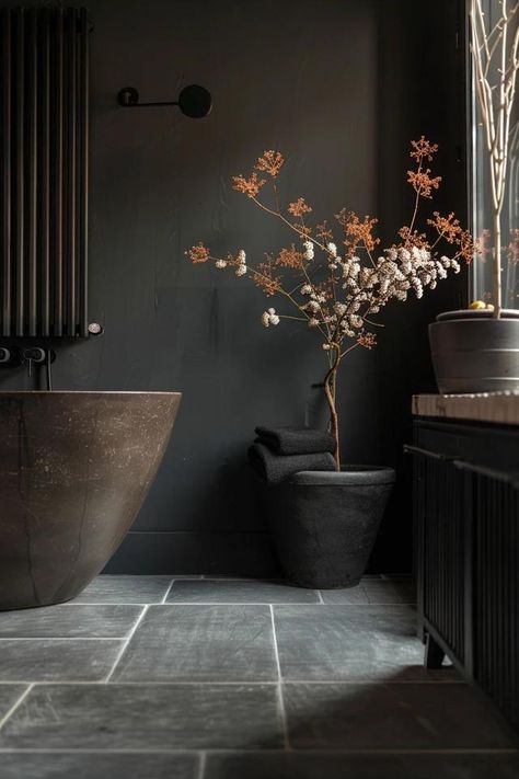 Sleek Black Bathroom Floor Ideas for Chic Homes Black Beach Bathroom, Charcoal Floor Bathroom, Bathrooms With Black Tile Floors, Black Slate Bathroom Floor, Master Bathrooms 2024 Trends Modern, Dark Bathroom Floors, Black Guest Bathroom, Dark Floor Bathroom Ideas, Bathroom Black Floor