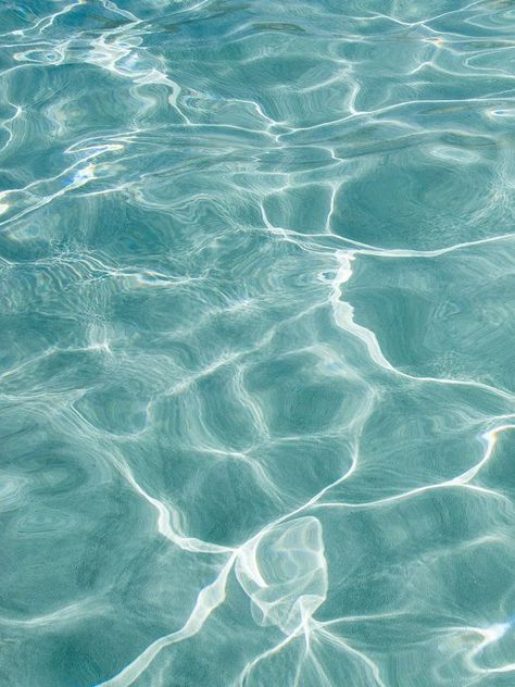 Turquoise Water Aesthetic, Turquoise Beach Aesthetic, Beach Calm Aesthetic, Light Blue Water Aesthetic, Calm Mood Aesthetic, Aesthetic Water Photos, Summer Water Aesthetic, Serenity Blue Aesthetic, Vintage Aesthetic Blue Pictures