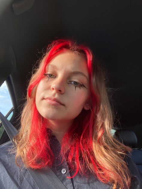 Blond Hair With Red Front Pieces, 2 Front Pieces Of Hair Dyed Red, Hairline Dyed Hair, Hair Dye Front Strands And Under, Hair Dyed Underneath And Front Strands, Blonde With Red Front Pieces, Blonde Hair With Red Front Pieces, Red Underdye Hair Light Brown, Half Red Half Blonde Hair Underneath