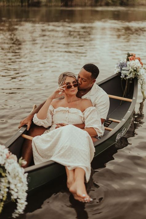 Dreamy, cottage aesthetic, canoe photoshoot, arizona wedding photographer Canoe Photoshoot, Photoshoot Arizona, Canoe Pictures, Boat Engagement Photos, Canoe Wedding, Dreamy Cottage, Boat Photoshoot, Lake Photoshoot, Couple Engagement Pictures