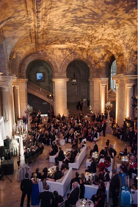 New York Public Library #SJSEvents #SJS #SonalJShah #IndianWeddings #sjsbook #NYC #weddingvenue #nycweddings New York Public Library Wedding, Nyc Library, Nyc Public Library, Beautiful Venues, Public Library Wedding, Nyc Landmarks, Fall Wedding Ceremony, Wedding Venues Indoor, Library Wedding