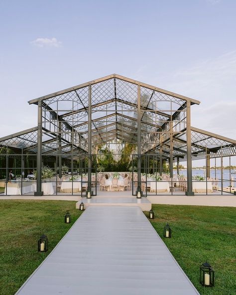 Miami’s wedding of the year! 🌟 Laurie Arons and Hensley Event Resources teamed up to deliver elegance with our iconic Atrium. See how we transformed this event into a dream come true! #eventplanning #weddingday #eventplanner #eventdesign #weddingphotography #bride #design #california #glasshouse #luxurylifestyle #party #eventdecor #atrium #money #architecture #hensleyeventresources #miami #florida #weddingmiami #miamibeach Planning/Design @lauriearons Production/Rentals @hensleyeventresou... Party Tents For Sale, Marquee Party, Greenhouse Venue, Outdoor Tent Wedding, Bride Design, Clear Tent, Events Place, Modern Wedding Venue, Enchanted Forest Wedding