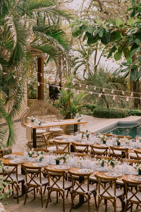 Tropical Boho Destination Wedding in Costa Rica with Blue Hues ⋆ Ruffled Weddings Costa Rica, Garden Destination Wedding, Tropical Glam Wedding Table Settings, Costa Rica Weddings, Tulum Wedding Ideas, Tropical Wedding Dress, Boho Destination Wedding, Tropical Elopement, Sayulita Wedding