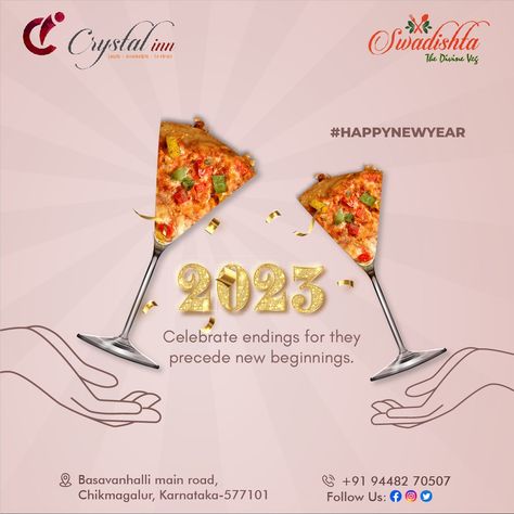 Christmas Creative Ads For Food, Pizza Creative Ads Ideas, Pizza Creative Post, Creative New Year Post, Pizza Creative Ads, New Year Post Design, Pizza Instagram Post, New Year Creative Ads, New Year Ads