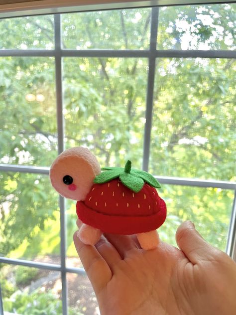 Felt Plushies Pattern, Mini Felt Animals, Felt Plushies, Kawaii Felt, Felt Toys Diy, Felt Plushie, Felt Plush, Dolls Handmade Diy, Felt Dragon