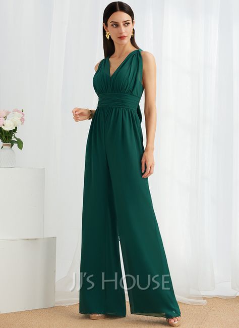 Bridesmaid Dresses Neckline, Prom Dress Plus Size, Floor Length Chiffon Bridesmaid Dresses, Fabric Embellishment, Ruffle Fabric, Pant Suits, Two Piece Homecoming Dress, Bridesmaid Dresses Online, Lace Homecoming Dresses