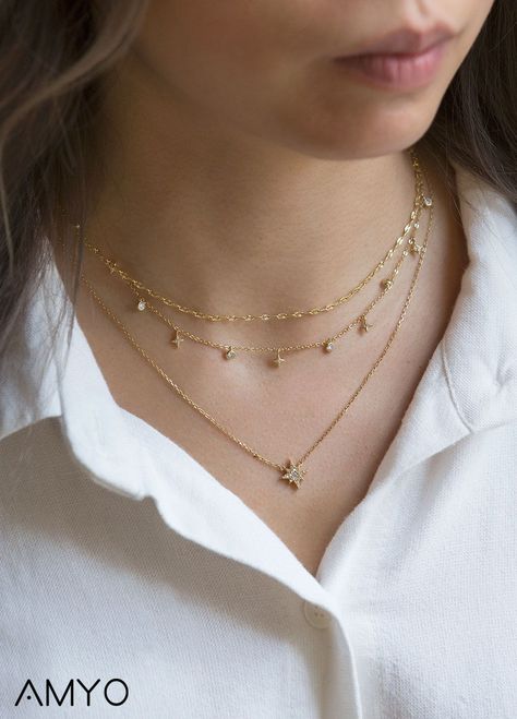 2 Layered Necklaces Gold, Simple Layered Jewelry, Neckale Set Simple, Neckless Layering, Girly Jewelry Necklaces, Elegant Jewelry Classy Gold, Designer Gold Jewellery, Pretty Jewellery Gold, Gold Layered Necklace Aesthetic