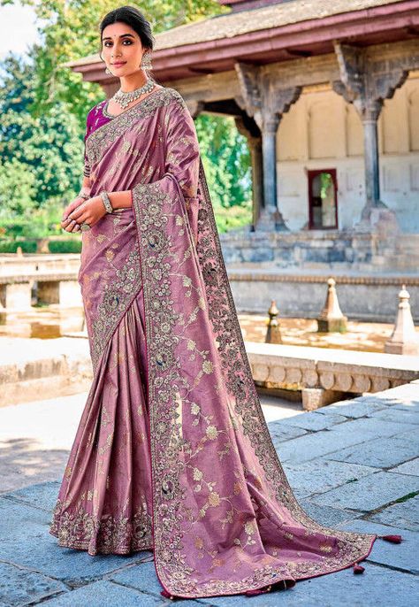 Buy Banarasi Saree in Light Purple Online : SPF9911 - Utsav Fashion Red Wedding Dresses, Utsav Fashion, Banarasi Saree, Indian Fashion Dresses, Party Style, Banarasi Sarees, Red Wedding, Fabric Art, Light Purple