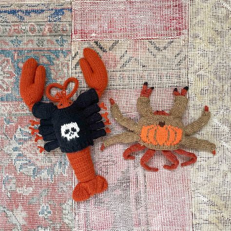 Lobster Sweater, Halloween Knitting, My Lobster, Sweater Pumpkins, Sweater Patterns, The Crab, The Lobster, Ghost Faces, Free Halloween