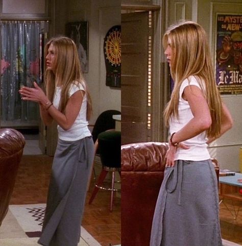 Rachel Green Summer Style, Jennifer Anniston Outfits 90s, Rachel Green White Outfit, Jennifer Aniston 90s Fashion, 90s Outfits Movies, Jennifer Aniston Work Outfits, Jennifer Aniston Summer Outfits, Rachel Green Grey Skirt, Rachel Green Pregnant Outfits