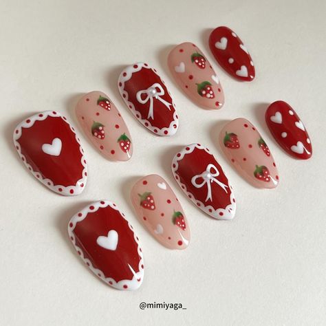 Nailart Ideas Simple, Strawberry Nails Ideas, Red Nails Strawberry, Cute Nails Kawaii, Cute Nails Strawberry, Strawberry Nails Aesthetic, Deco Nails Kawaii, Strawberry Design Nails, Strawberry Nail Ideas